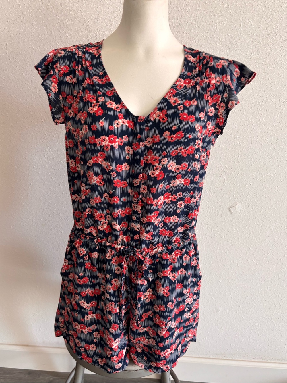 Fleur Bleue Floral Romper w/Pockets 🌺